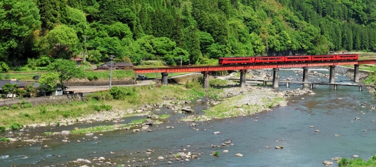 マガジンカテゴリー一覧