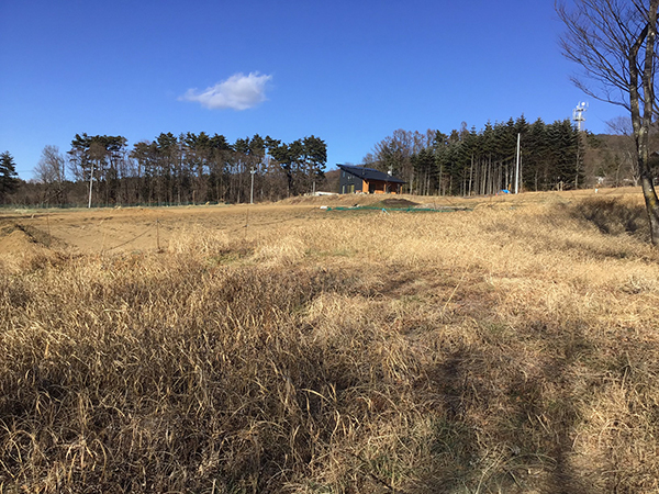 物件敷地内より北方向を望む。①