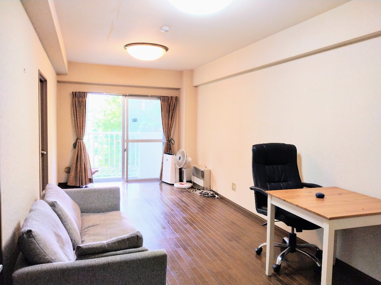 10.8帖のリビングダイニング。