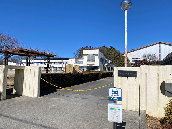 小学校、保育園へ1.1kmの距離。