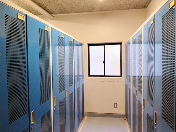 各部屋専用のロッカー。