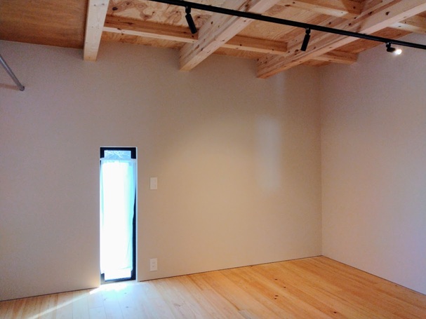 2階、約6.5帖の寝室。