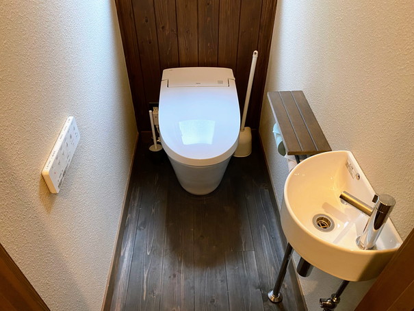トイレは1階と2階にある。